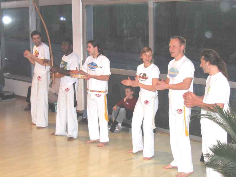 SAMEDI 1er AVRIL CAPOERA 022.jpg
